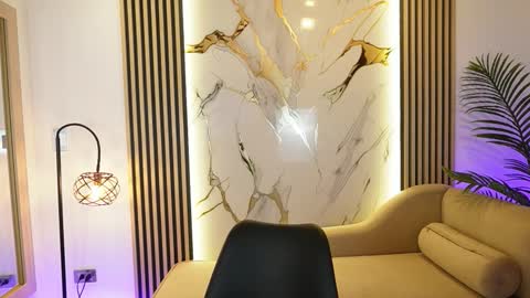 emma__walkerr_ online show from 03-07-26, 07:11