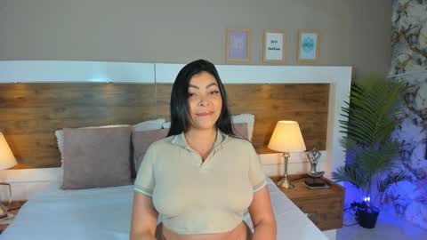 Emma  online show from 01-07-25, 11:37