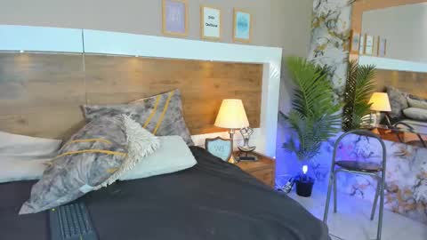 Emma  online show from 02-13-25, 03:03