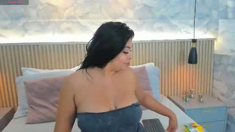 Emma  online show from 07-27-26, 06:09