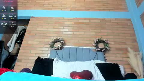 Hey Im EmmaHelp me reach 100 likes online show from 06-29-26, 07:03
