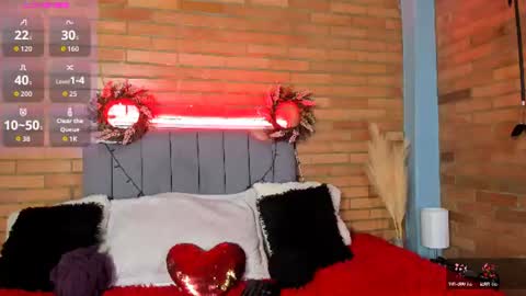 Hey Im EmmaHelp me reach 100 likes online show from 06-30-26, 07:04
