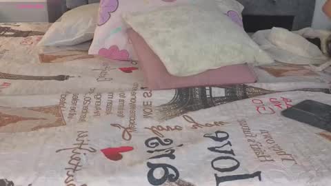 Emma online show from 11-10-25, 05:28