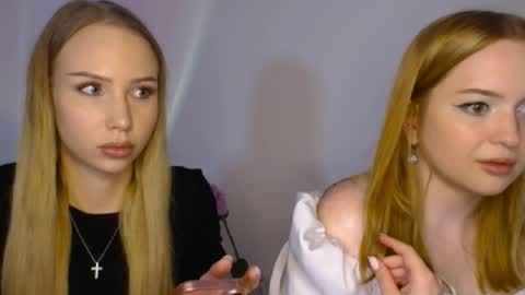 Emma and July online show from 05-06-26, 12:43