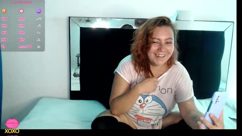 Snapshot of emma_bouvier chatting on 02-15-25, 08:44 Emma online show from 02-15-25, 08:44