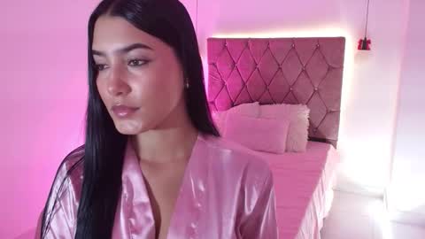 E M M A  online show from 02-13-26, 10:55