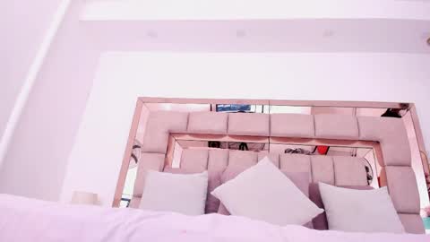 Emma Castillo online show from 04-08-26, 10:21