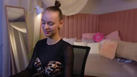 emma_chaser online show from 03-25-26, 03:34