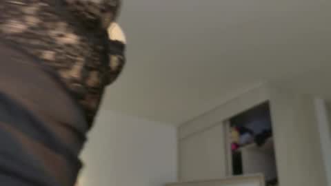 emma coronel online show from 03-19-26, 09:41