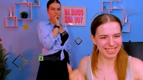 Snapshot of emma_dark_ chatting on 07-04-26, 08:20 emma_dark_ online show from 07-04-26, 08:20