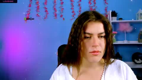 Snapshot of emma_dark_ chatting on 07-08-26, 09:03 emma_dark_ online show from 07-08-26, 09:03