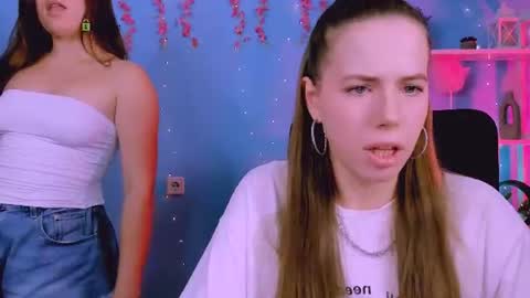 Snapshot of emma_dark_ chatting on 07-17-26, 07:26 emma_dark_ online show from 07-17-26, 07:26