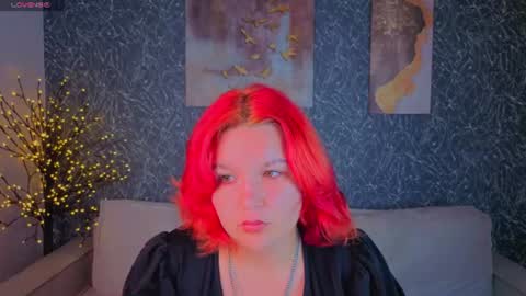 Snapshot of emma_davise chatting on 07-15-26, 02:06 Emma Davise online show from 07-15-26, 02:06