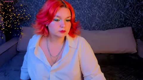 Snapshot of emma_davise chatting on 07-27-26, 01:01 Emma Davise online show from 07-27-26, 01:01