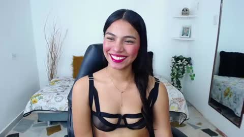 Emma  online show from 06-10-26, 03:44