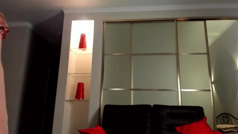 Emma online show from 10-17-25, 03:53