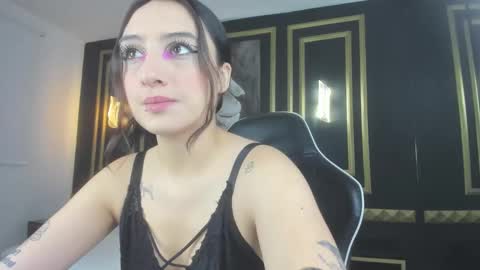 E M M A online show from 02-17-26, 01:35