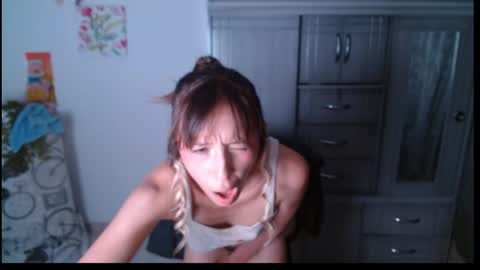 Emma jan  online show from 05-19-26, 05:36