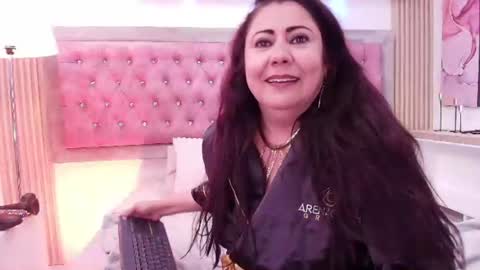 Emma 3 online show from 07-28-26, 03:21