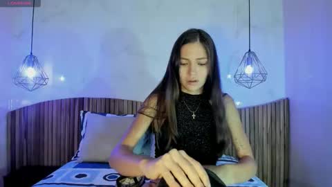 Snapshot of emma_jhoons chatting on 09-25-25, 11:03 emma_jhoons online show from 09-25-25, 11:03