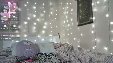 emma_just online show from 03-17-26, 08:45