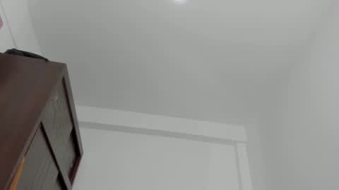 whises lits        online show from 09-22-25, 12:07