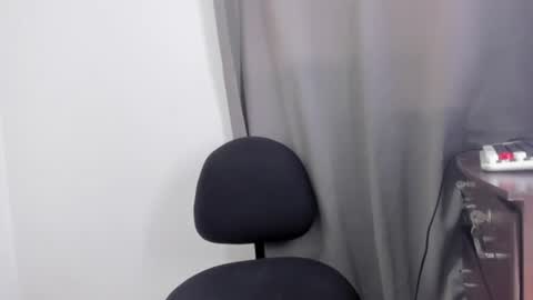 whises lits        online show from 07-18-26, 08:12