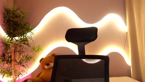 Emma online show from 04-08-26, 08:58