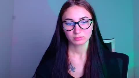 Emma online show from 01-22-25, 05:59