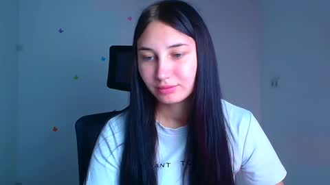 Emma online show from 09-11-25, 05:18