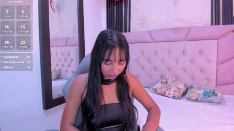 Emma online show from 02-21-25, 07:10