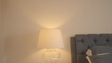 emma_lu1 online show from 05-21-26, 04:14
