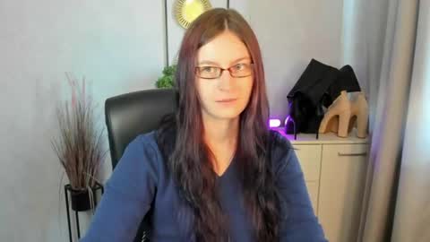 emma online show from 07-14-26, 05:23
