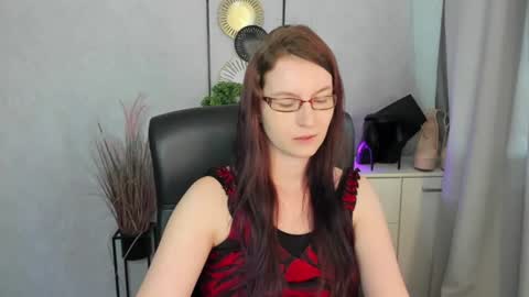 emma online show from 07-28-26, 12:23