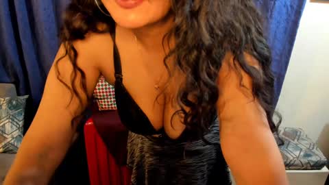 Snapshot of emma_luxy chatting on 02-05-25, 08:43  emma luxy online show from 02-05-25, 08:43