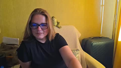 emma_misty_ online show from 09-22-25, 02:19