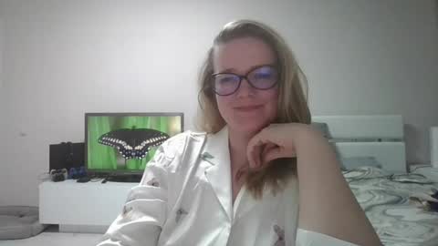 emma_misty_ online show from 04-13-26, 08:25