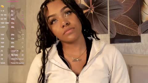 Snapshot of emma_morgann chatting on 02-07-25, 11:12 Emma Morgann online show from 02-07-25, 11:12