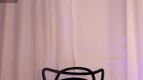 Snapshot of emma_morgann chatting on 03-11-25, 02:29 Emma Morgann online show from 03-11-25, 02:29