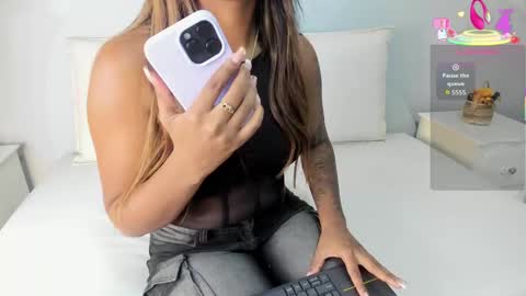 Snapshot of emma_morgann chatting on 09-18-25, 11:45 Emma Morgann online show from 09-18-25, 11:45