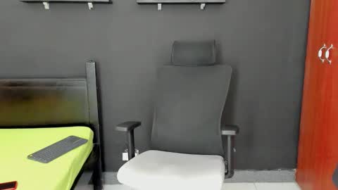 emma online show from 11-06-25, 03:24