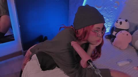     online show from 01-28-25, 01:05