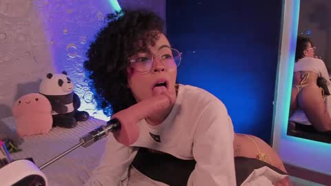     online show from 01-31-25, 01:12