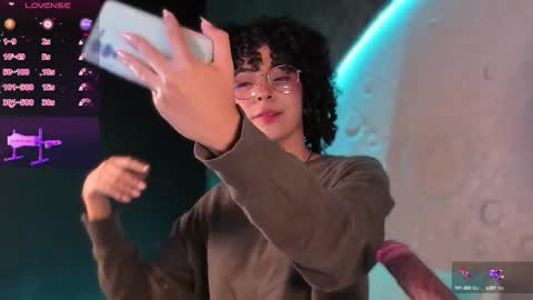     online show from 09-27-25, 10:20