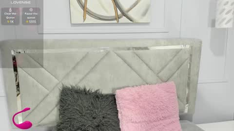 Snapshot of emma_payton chatting on 01-15-25, 11:43 Emma online show from 01-15-25, 11:43