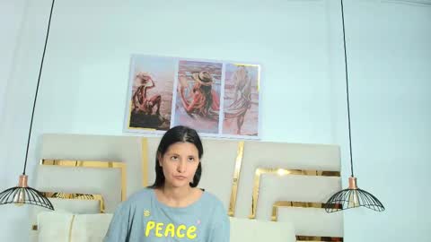 Snapshot of emma_payton chatting on 11-17-25, 02:34 Emma online show from 11-17-25, 02:34