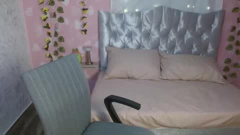 Emma online show from 01-27-25, 11:33