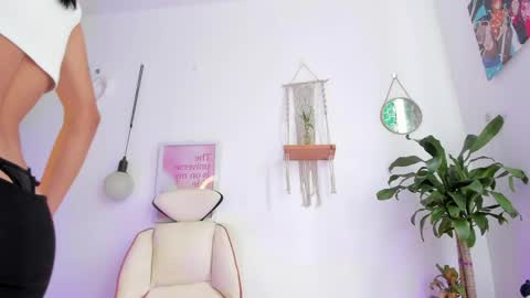 Emma online show from 04-09-26, 03:28