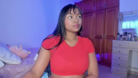 Snapshot of emma_rules99 chatting on 09-14-25, 07:35 Emma online show from 09-14-25, 07:35