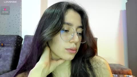 Snapshot of emma_sandovaal chatting on 12-07-24, 03:36 Emma online show from 12-07-24, 03:36